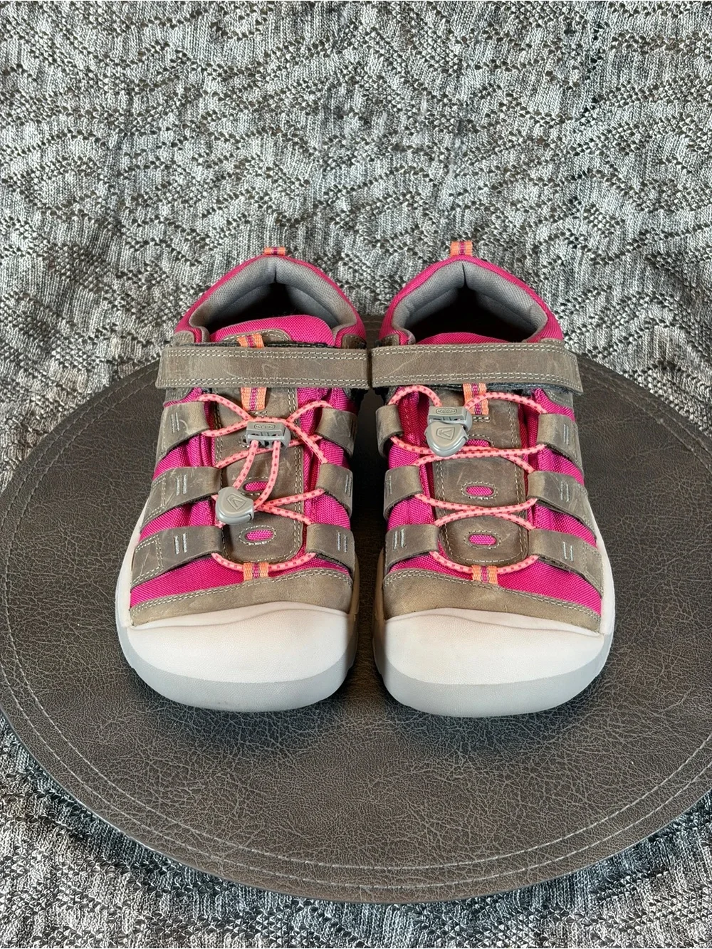 Keen Kids Newport shoes size 6
